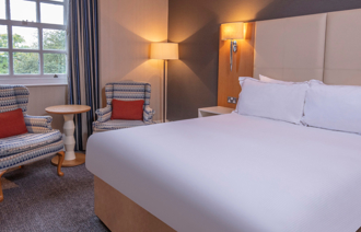 Oultonhall Roomsclassicdouble Carousel Desktop 01