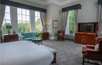 Oultonhall Roomsknaresboroughcastlesuite Carousel Desktop 02