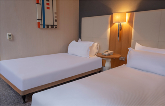 Oultonhall Roomsclassicaccessibletwin Carousel Desktop 04