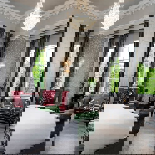 <p>RICHMOND CASTLE SUITE</p>