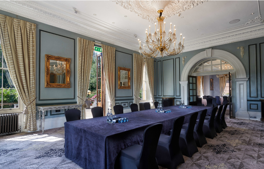 Oultonhall Ourspacesrepton Carousel Desktop 02