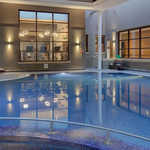 <p>POOL</p>