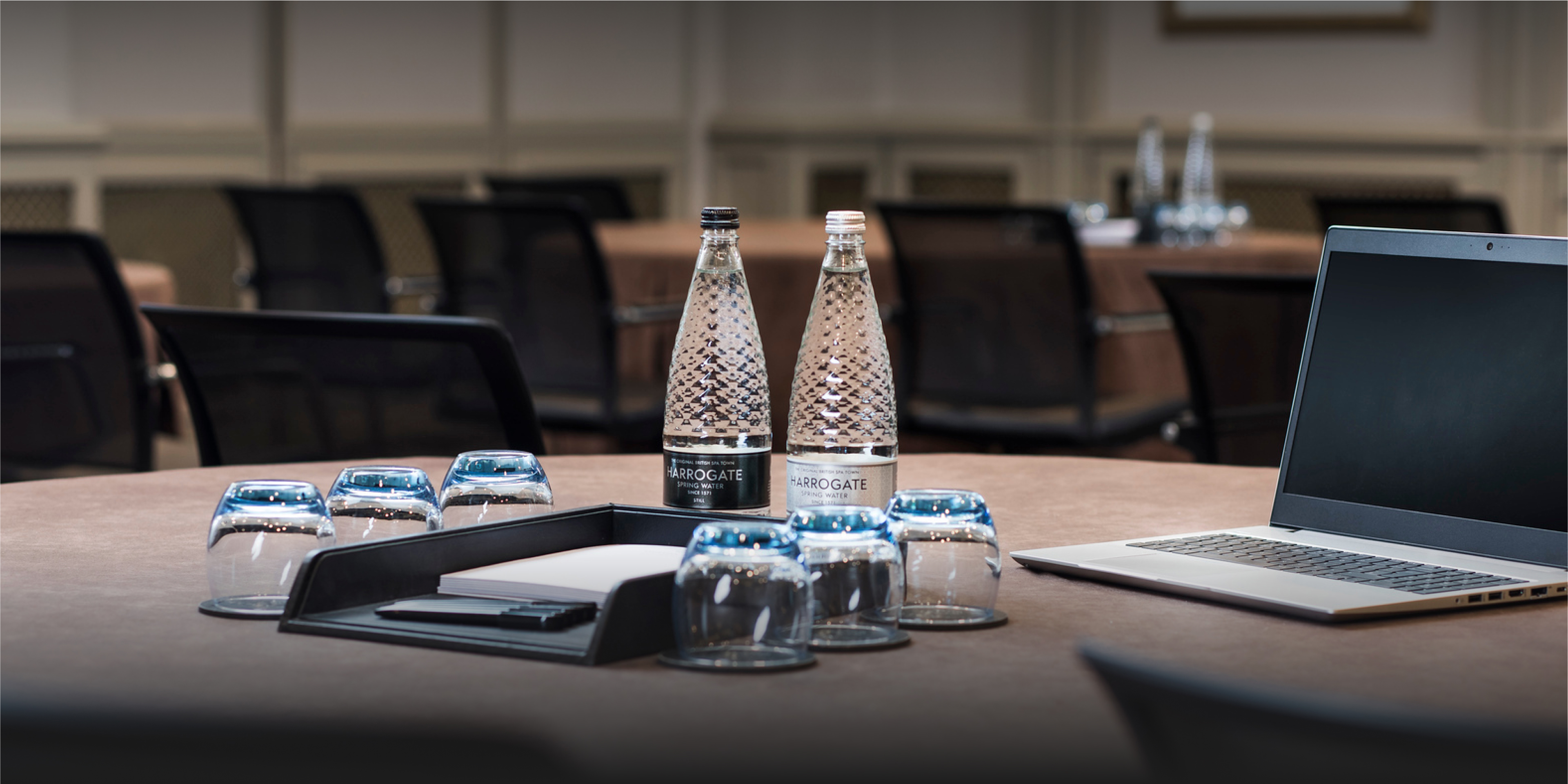 Oultonhall Mainm&E Tripadvisortestimonial Desktop (2)