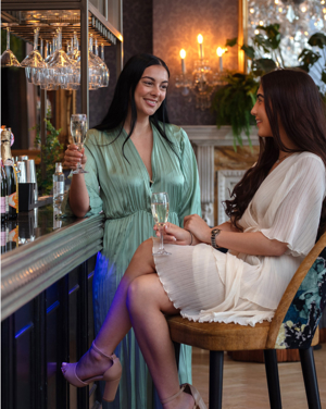 Oultonhall Homepage Socialsharing Desktop 01