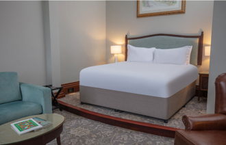 Oultonhall Roomsjuniorsuite Carousel Desktop 05