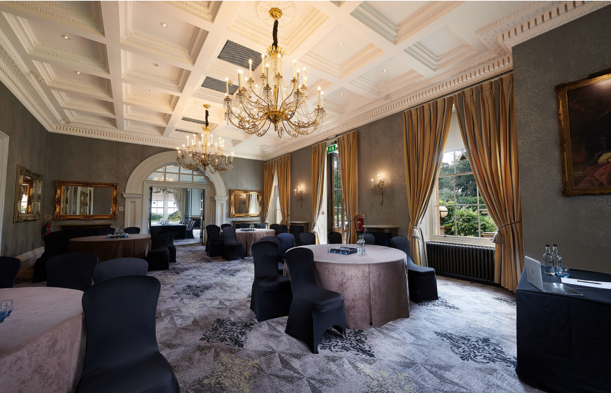 Oultonhall Ourspacesrepton Carousel Desktop 03