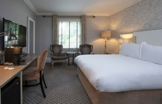 Oultonhall Roomssuperiordouble Carousel Desktop 05