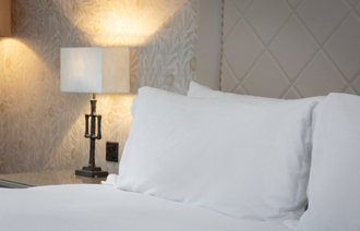 Oultonhall Roomssuperiortwin Carousel Desktop 01