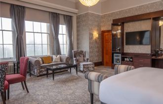 Oultonhall Roomsrichmondcastle Carousel Desktop 05