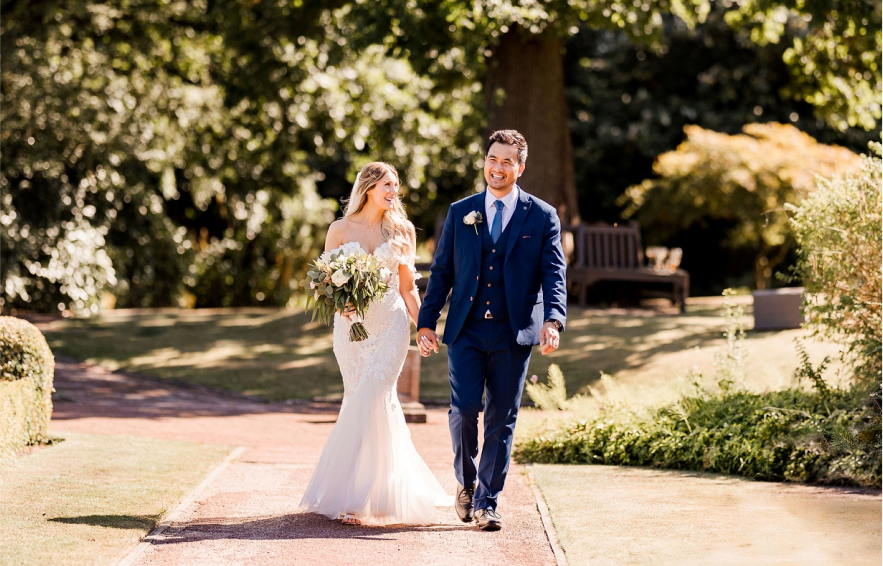 Oultonhall Weddingsdiamondpackage Carousel Desktop 01